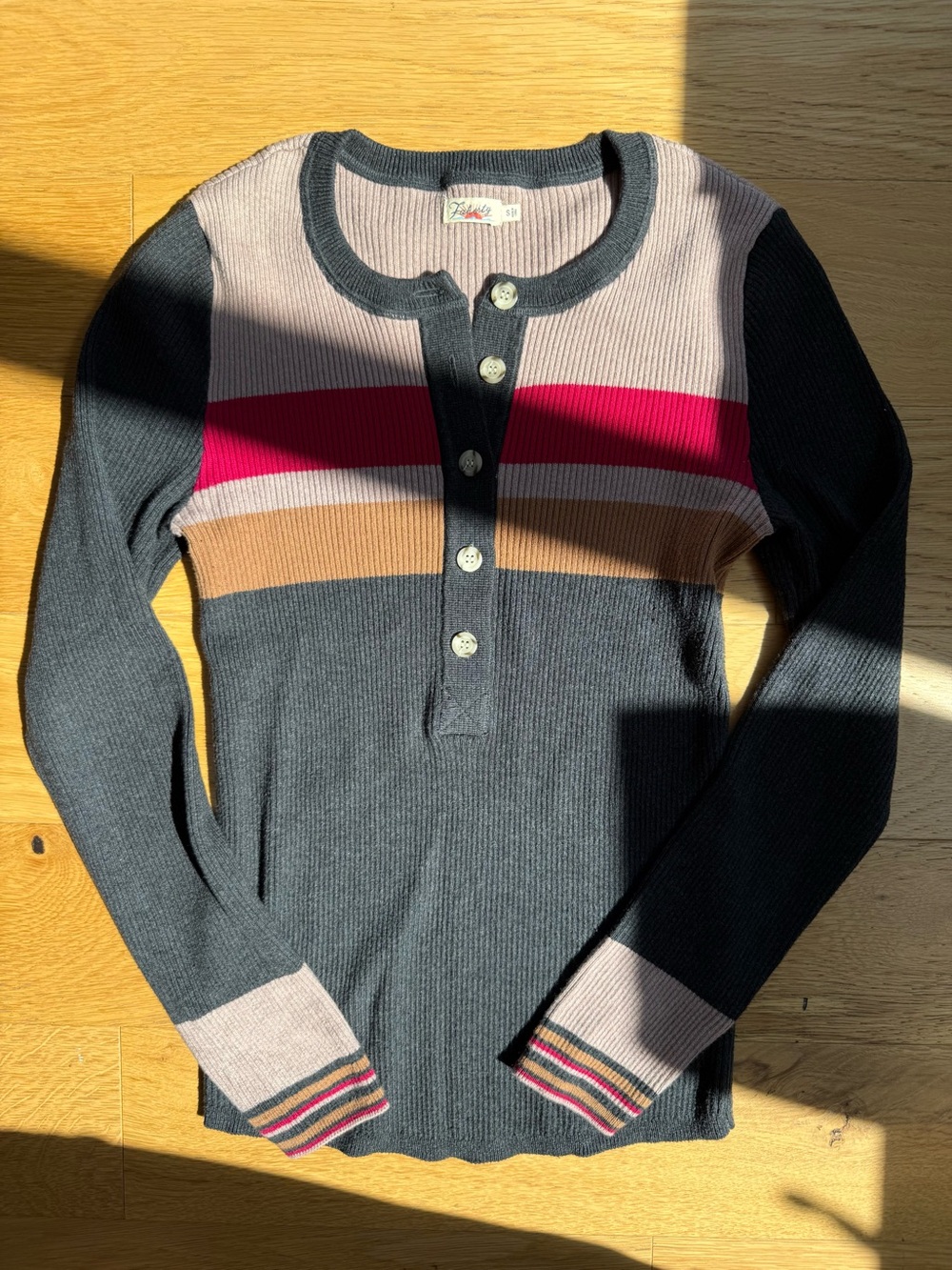 Faherty Cotton and Cashmere Sweater in size XS